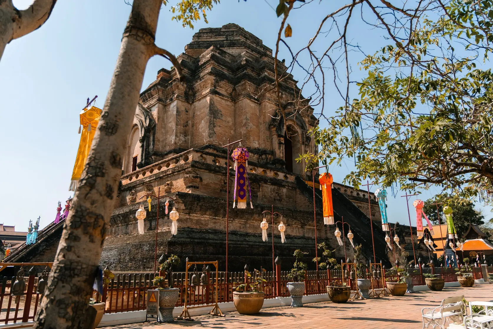 Der verfallene Chedi des Wat Chedi Luang in Chiang Mai